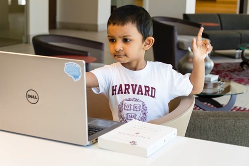 When should you introduce your child to coding?  image