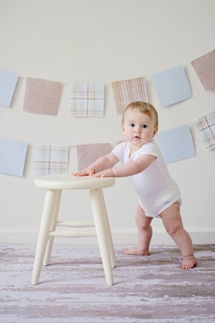 3 Transition Tips for Taking Your Baby to Toddler  image