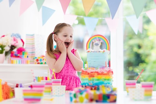 Memorable Birthday Traditions To Start With Your Toddler  image
