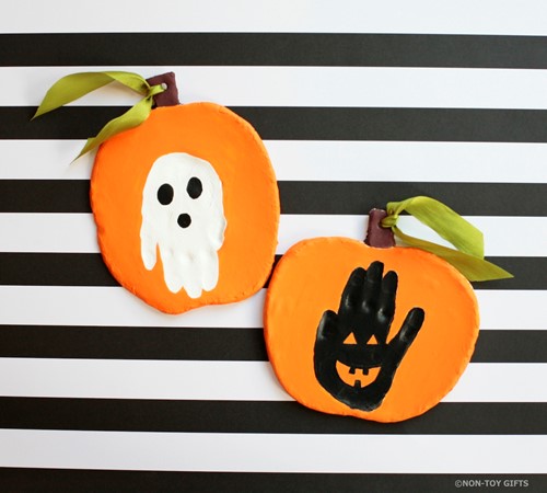 Halloween Handprint Craft Activity  image