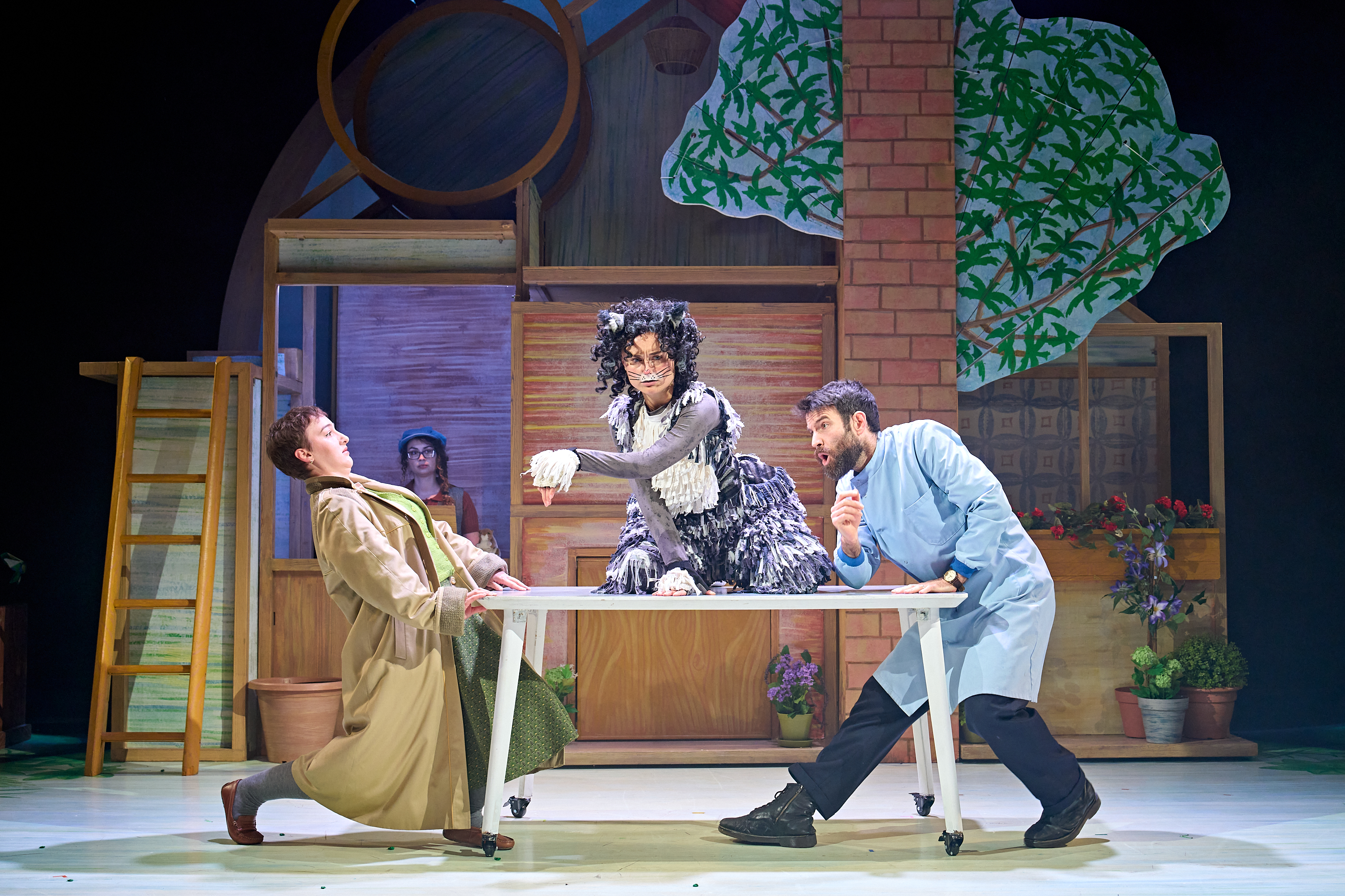 Review: Mog's Christmas at Royal & Derngate  image